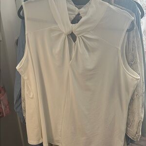 Le Chateau Blouse